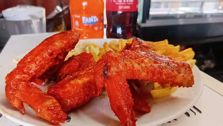 Lionheart Food Hub wings